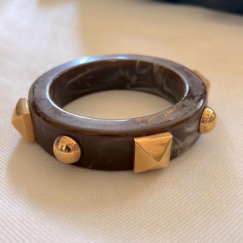Marc By Marc Jacobs Gold Marble Bangle Bracelet